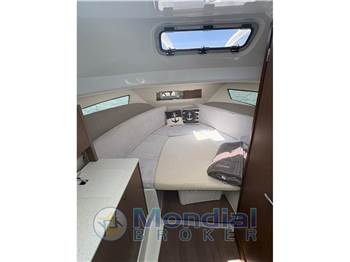 JEANNEAU CAP CAMARAT 9.0 Walk Around 