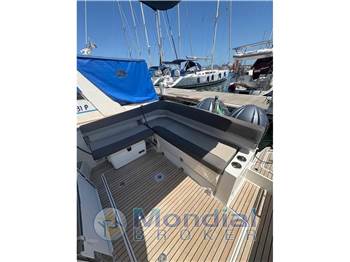 JEANNEAU CAP CAMARAT 9.0 Walk Around 