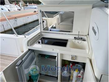 UNIESSE 42