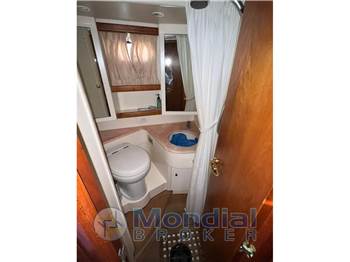 Cayman  40' Walk Around 