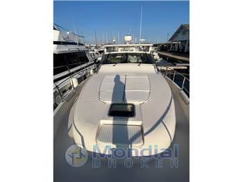 Cayman  40' Walk Around 