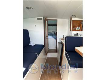 Tornado 38' Flush Deck