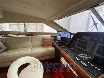 FERRETTI  CUSTOM LINE 94'