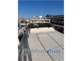 Cayman 40' Walk Around