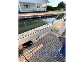 Cayman 40' Walk Around