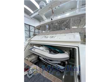 FERRETTI  CUSTOM LINE 94'