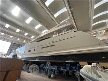 FERRETTI  CUSTOM LINE 94'