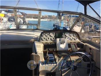 Boston Whaler Boston 27 full cabin