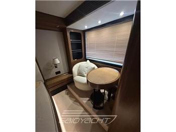 Azimut Magellano 66