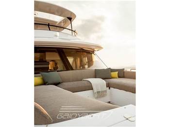 Azimut Magellano 66EVO