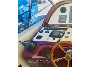 Uniesse Marine 48 Open