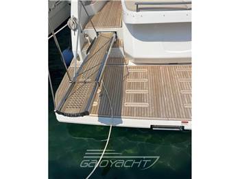 Azimut Atlantis 45