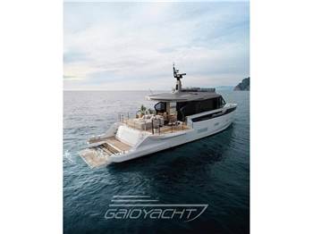 Azimut Seadeck 7