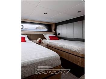 Azimut Atlantis 45