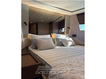 Azimut S7