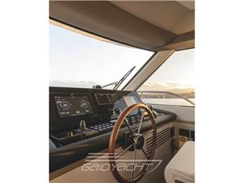 Azimut Magellano 60