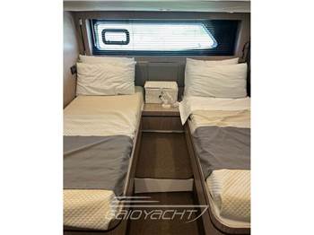Azimut Atlantis 43