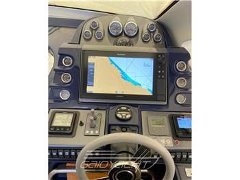 Azimut Atlantis 55