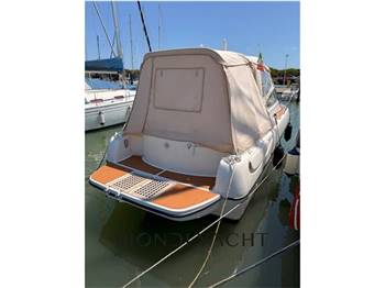 JEANNEAU LEADER 805