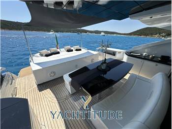 Pershing 80