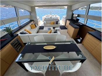 Pershing 80