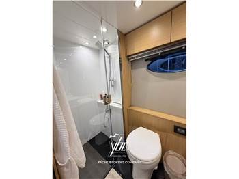Princess Yachts V57