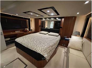 Sunseeker Yachts Predator 64