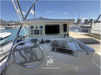 Ferretti Yachts 630