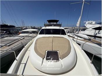 Ferretti Yachts 630