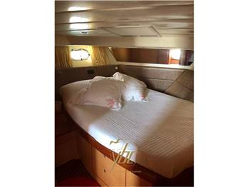 Solare Yachts 43