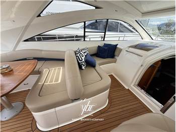 Fairline Targa 52
