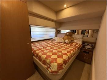 Ferretti Yachts 630