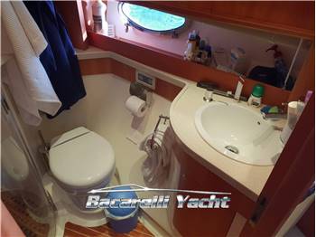 Aicon Yacht 56 Fly