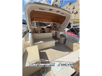 Cayman Yacht 38 WA