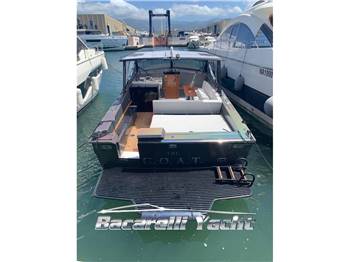 Magnum Marine 38 Super Sport HT