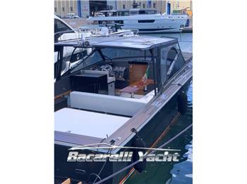 Magnum Marine 38 Super Sport HT