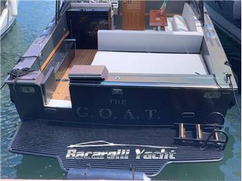 Magnum Marine 38 Super Sport HT