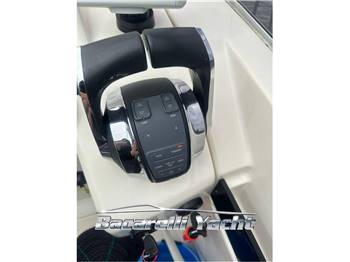 Nautica Iavarone IAV 28
