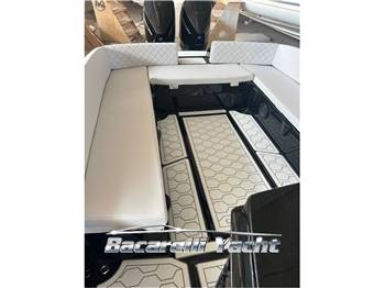 SeaProp Comfort 33