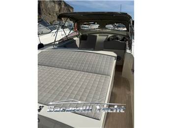 Tornado Yacht 45 Express Flus Deck