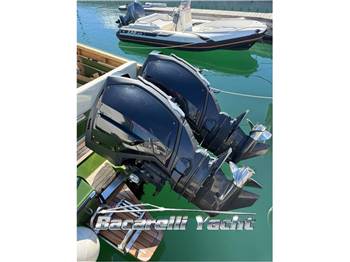 WellCraft Scarab 30