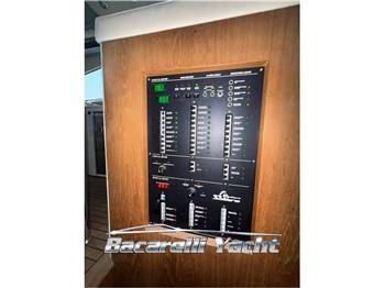 Solare Yacht 47 Coupè