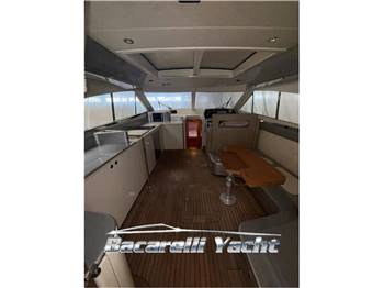 Solare Yacht 47 Coupè