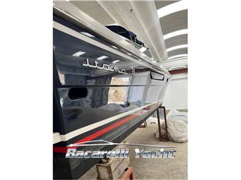 Cantieri Navali di Roma Itama 38