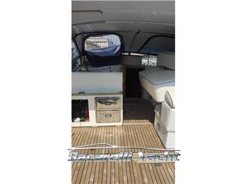 Tornado 38 Flush Deck Natante