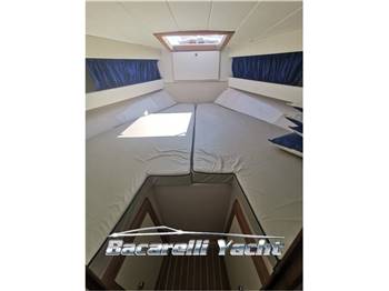 Tornado 38 Flush Deck Natante