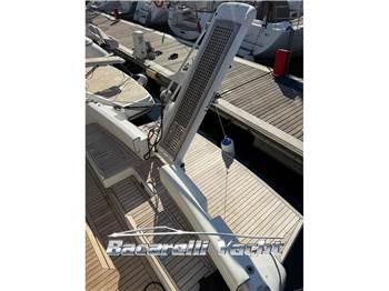 Raffaelli Typhoon 38 Fly