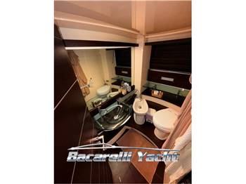 Azimut 68S