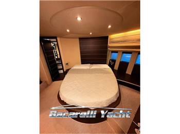 Azimut 68S