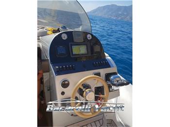 Oromarine 850 Cabin